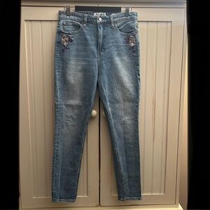 Lucky Brand Skinny Jeans with Floral Embroidery - size 10 but fits small